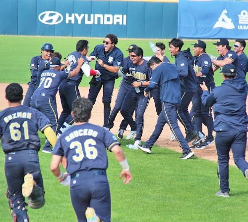 AVANZAN MEXICANOS DE LMB A SEMIFINAL EN COREA