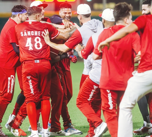 ÁGUILA DE VERACRUZ ÚNICO INVICTO EN LA LMB