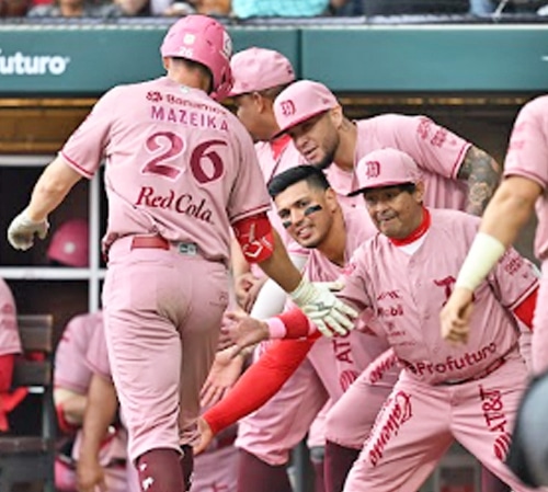 7 HOMERUNS ESCARLATAS EN EL HARP Y LLEGAN A 100