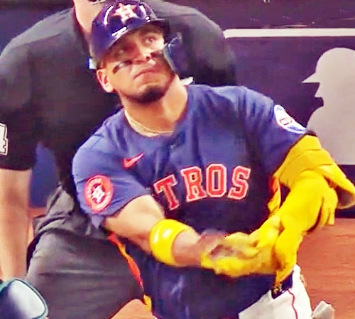 HR 20 DE ISAAC PAREDES… PERO NO SIRVIÓ DE MUCHO