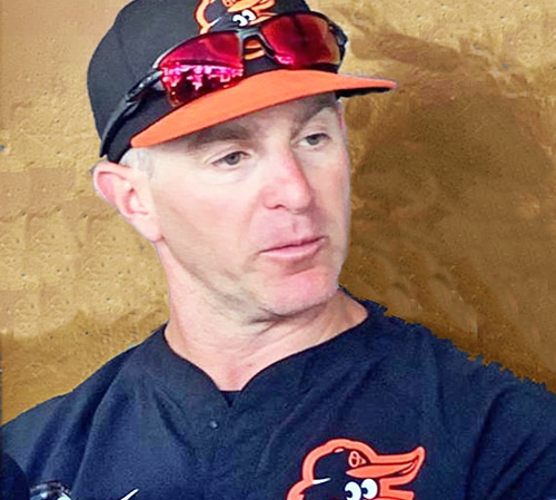 CONTUNDENTES Y SINCEROS ELOGIOS PARA RAMÓN URÍAS