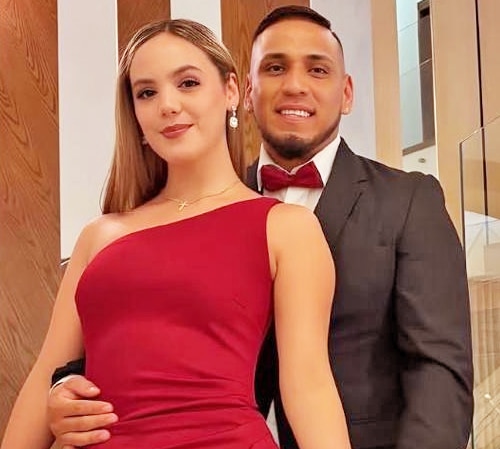 ¿SE CASÓ ISAAC PAREDES CON PAULINA QUIROZ?