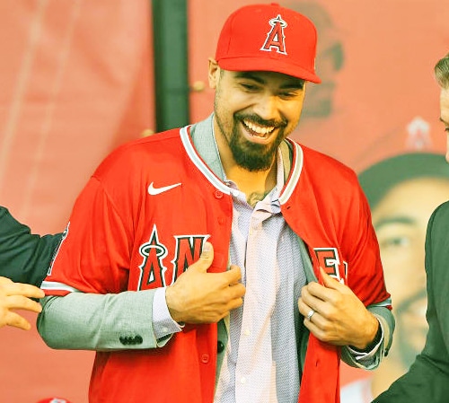 INCREÍBLE: RENDÓN EL 3ª. BASE MEJOR PAGADO PARA 2026