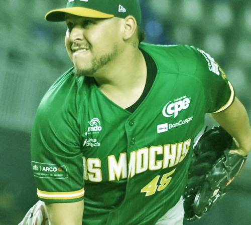 EL PITCHEO DE LOS CAÑEROS LOS TIENE EN LA CIMA