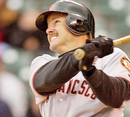 JEFF KENT “HACE LA CHICA” Y ES EL ÚNICO ELEGIDO