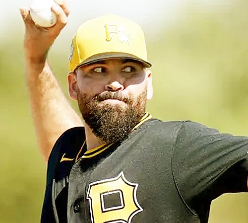 CONTRA COLOMBIA, URQUIDY LUCIÓ MEJOR