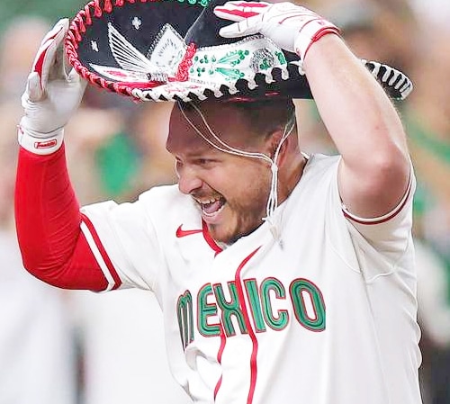 4 HOMERUNS EN PALIZA DE MÉXICO SOBRE BRASIL