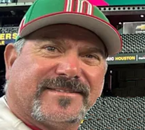 MUCHO DISCURSO Y POCA LECTURA