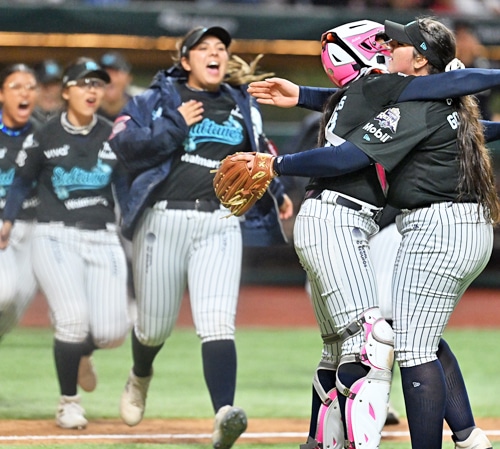 EN 35 DÍAS DE ÚLTIMO LUGAR… A UN TRIUNFO DEL TÍTULO