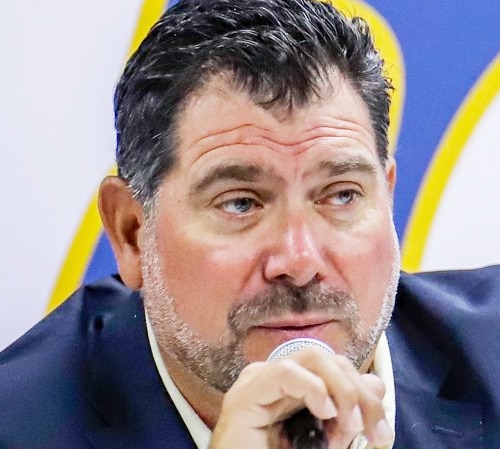 GIL: COHERENCIA O DISCURSO ADAPTADO AL MOMENTO