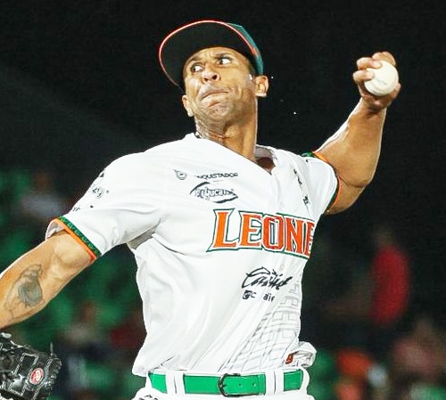 ¿DE VERDAD SE CELEBRA QUE SE VAYAN?