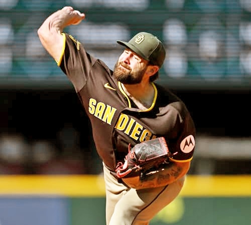 PROMETEDOR DEBUT DE GIOLITO CON LOS PADRES