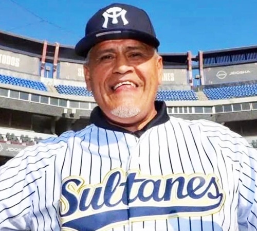 ¿COMIENZA A CALENTARSE EL ASIENTO DE HENRY BLANCO?
