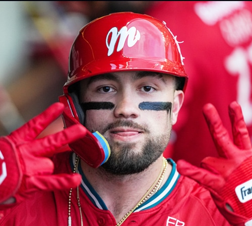 MEXICANOS SIGUEN HACIENDO HISTORIA EN DIABLOS