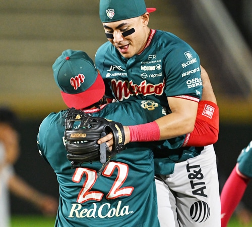LOS DIABLOS ROJOS NO SUELTAN EL ACELERADOR