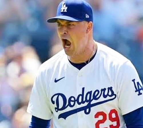 LOS DODGERS CAMBIAN TALENTO POR SÚPER ESTRELLAS