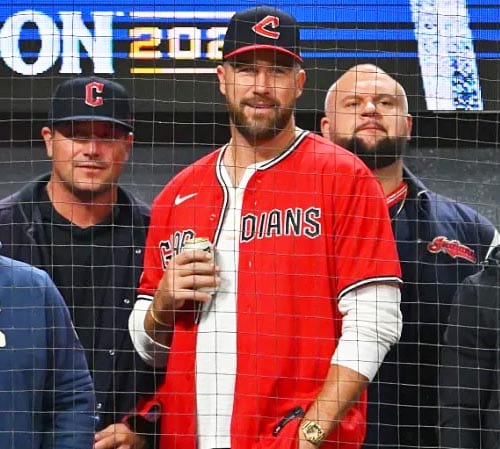¡KELCE, DE DESCANSO EN LA NFL… CON LOS GUARDIANS!