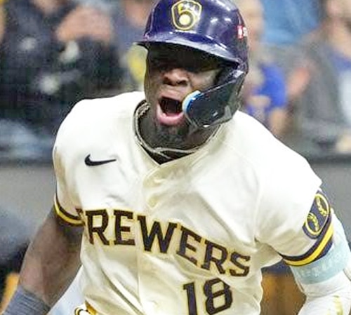 ¡MILWAUKEE PEGÓ PRIMERO… ¿SERÁ UNA SERIE LARGA Y PAREJA?